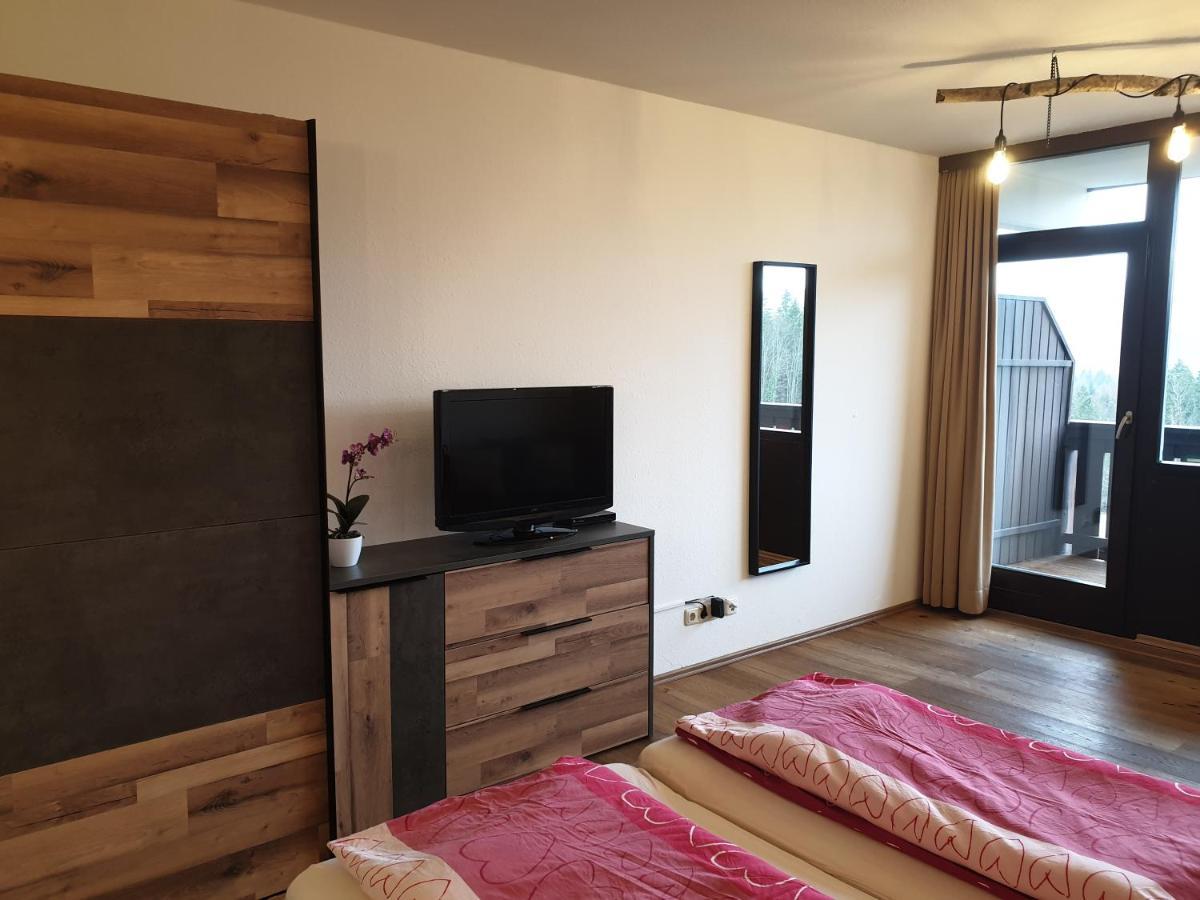 Apartment Noemi Бад Гоисерн Экстерьер фото